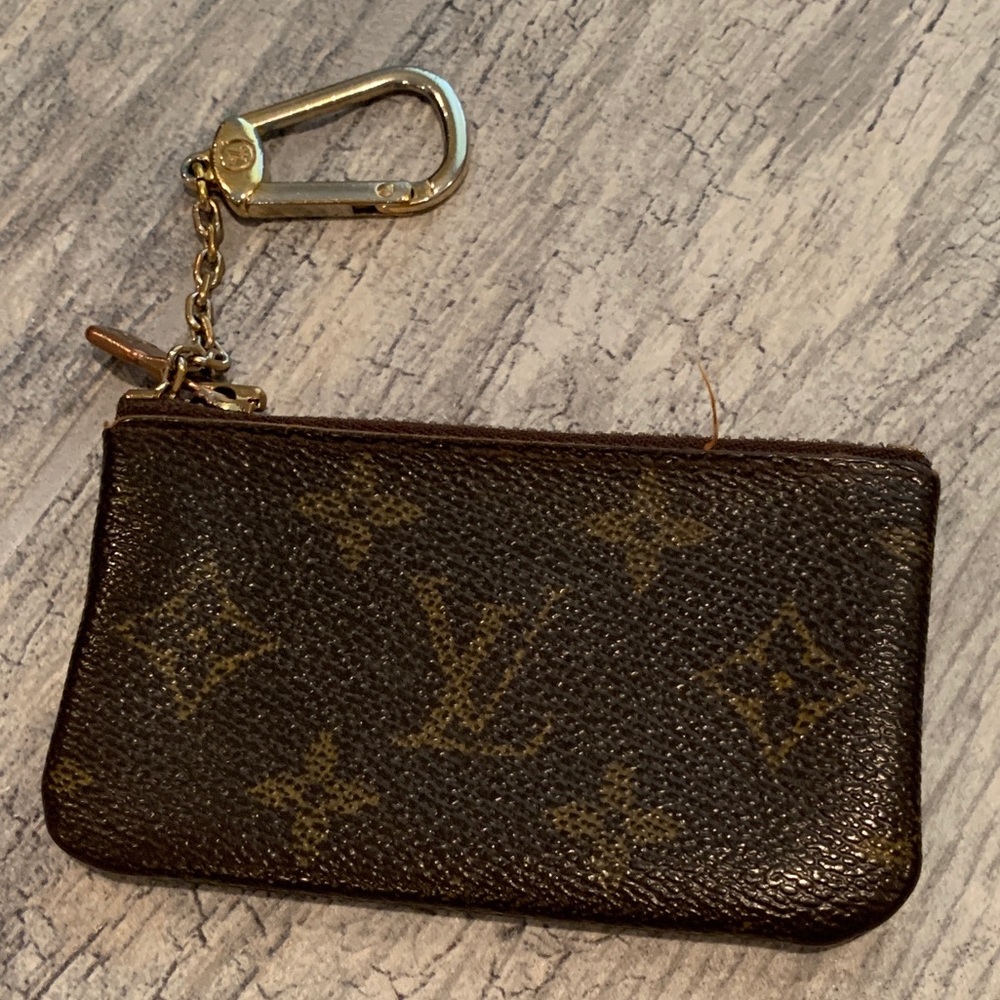 Authentic Louis Vuitton Keypouch